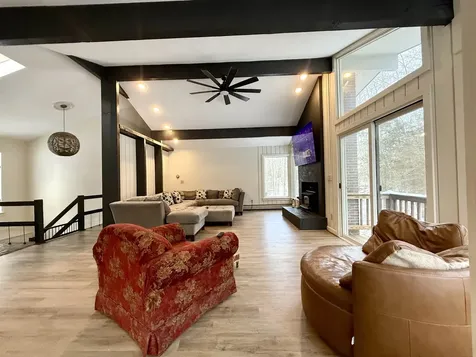 17 Foss Farm Road Durham NH 03824