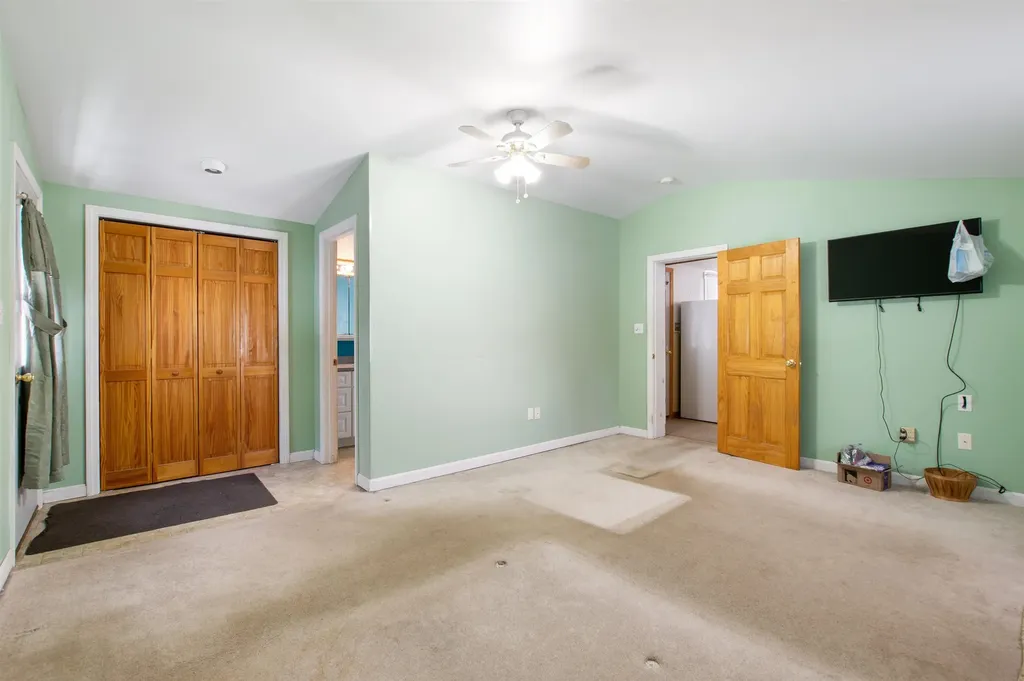 1816 Hutchins Street Berlin NH 03570