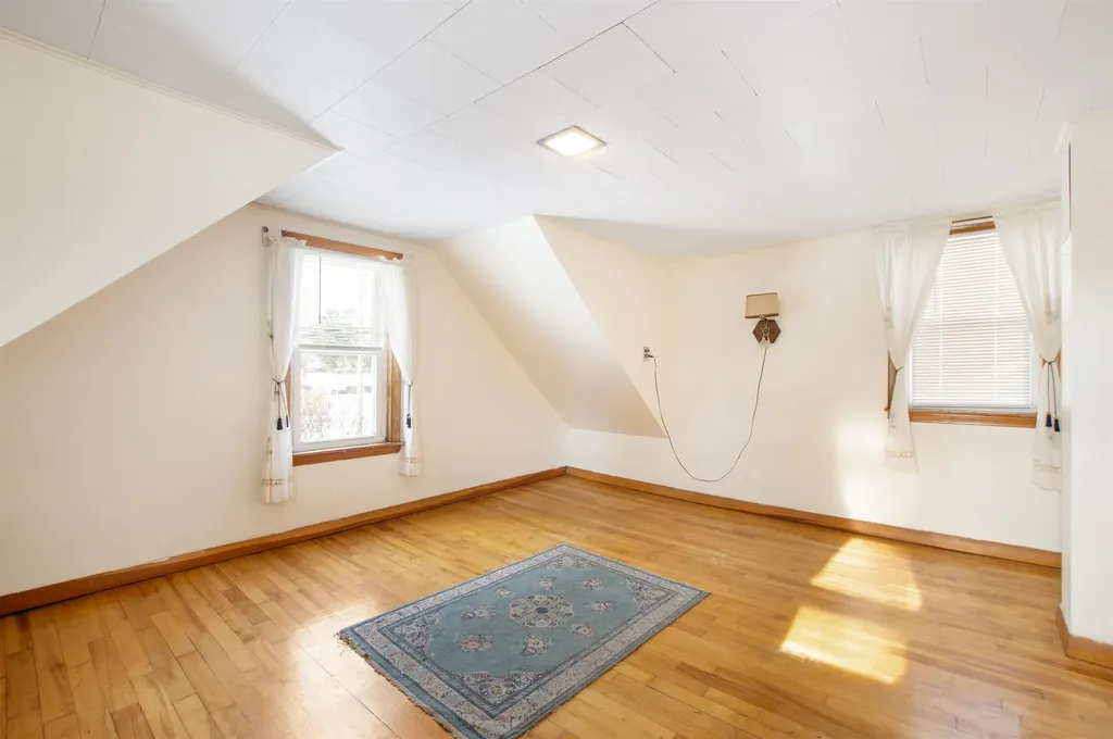 1816 Hutchins Street Berlin NH 03570