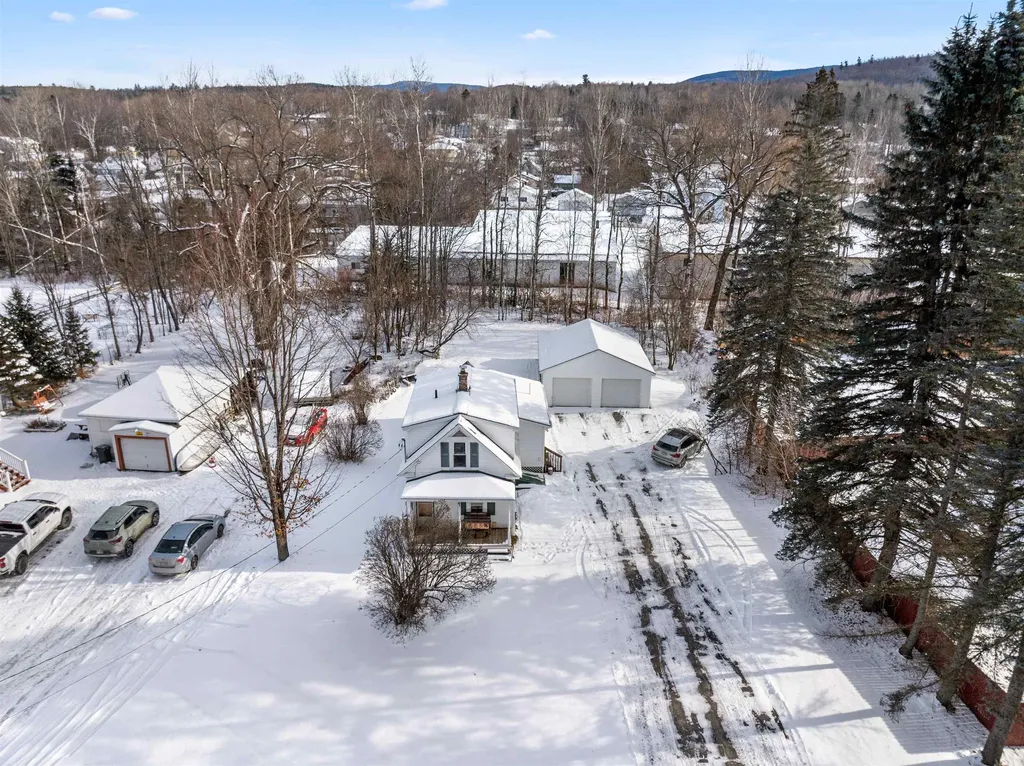 1816 Hutchins Street Berlin NH 03570