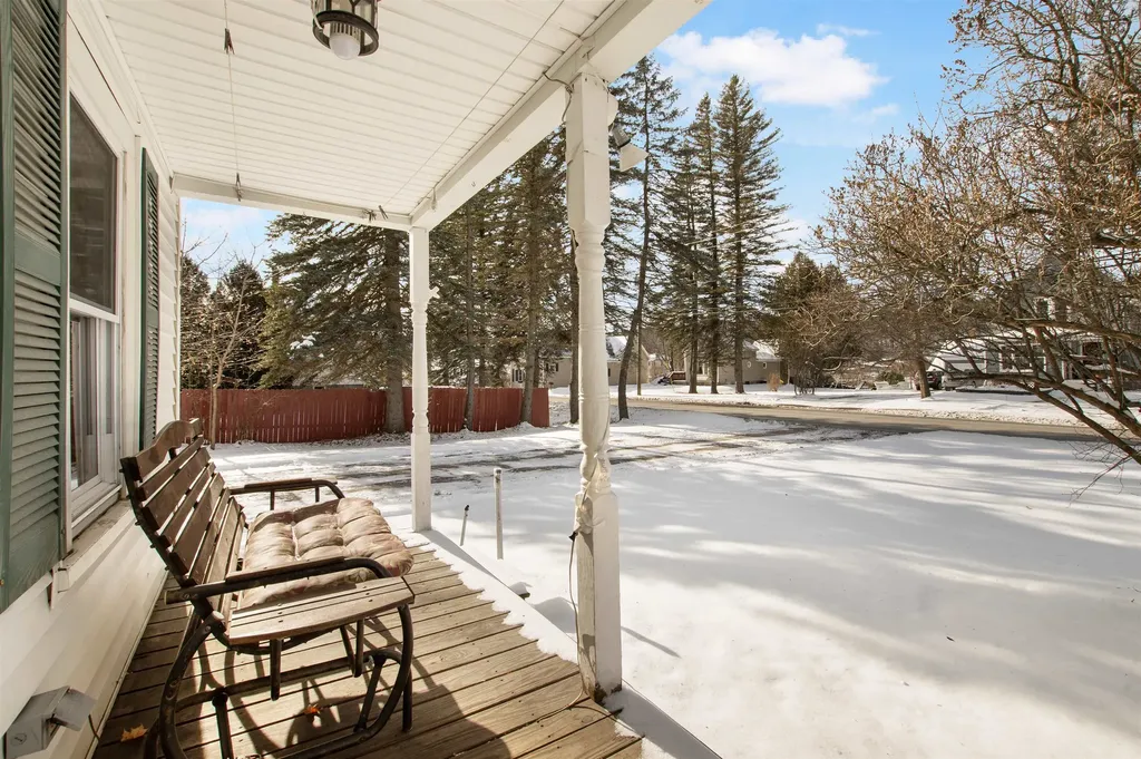 1816 Hutchins Street Berlin NH 03570