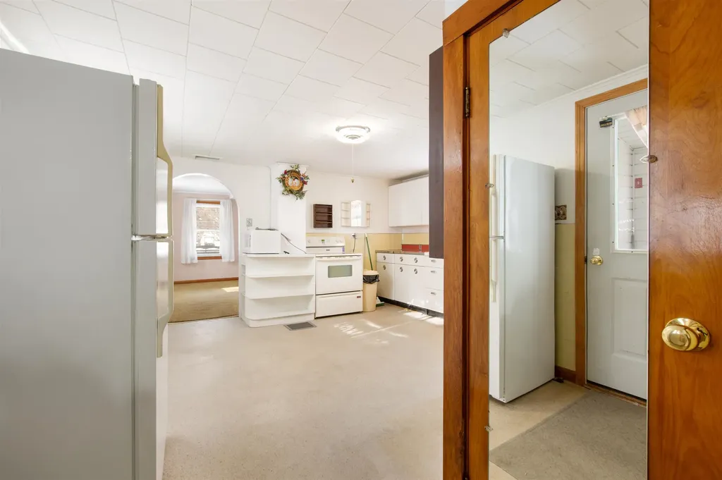 1816 Hutchins Street Berlin NH 03570