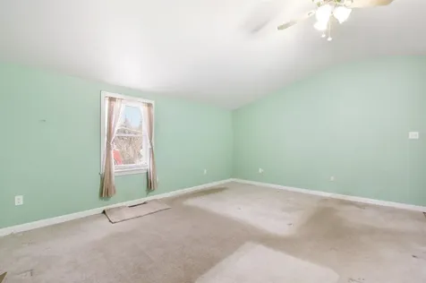 1816 Hutchins Street Berlin NH 03570