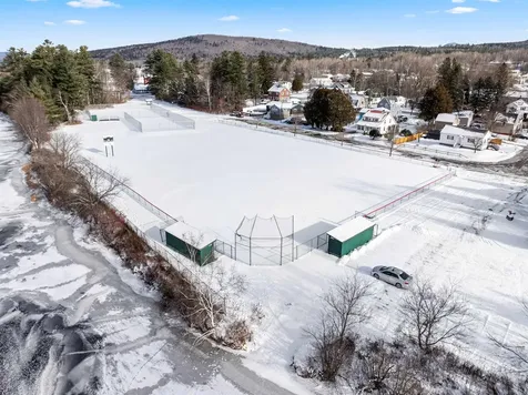 1816 Hutchins Street Berlin NH 03570