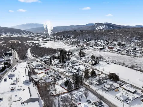 1816 Hutchins Street Berlin NH 03570