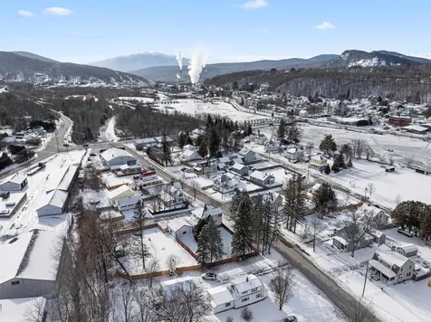 1816 Hutchins Street Berlin NH 03570