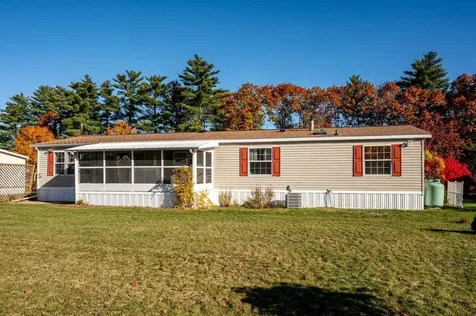 45 Seneca Street Rochester NH 03867