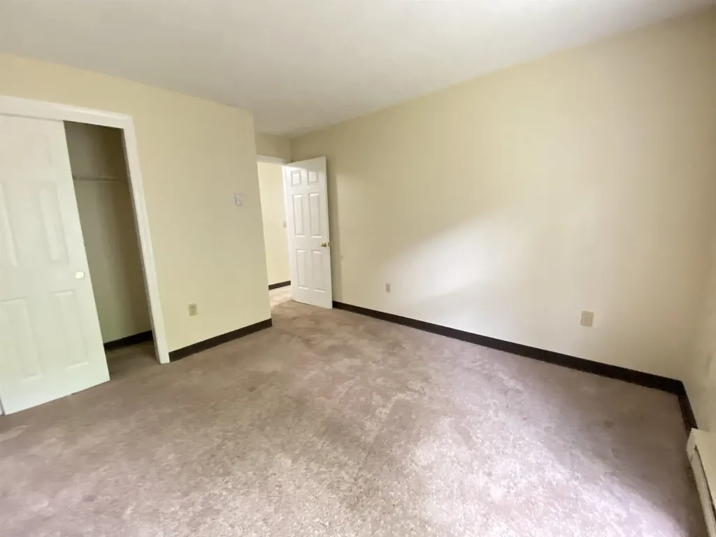 145 Eastern Avenue Manchester NH 03104