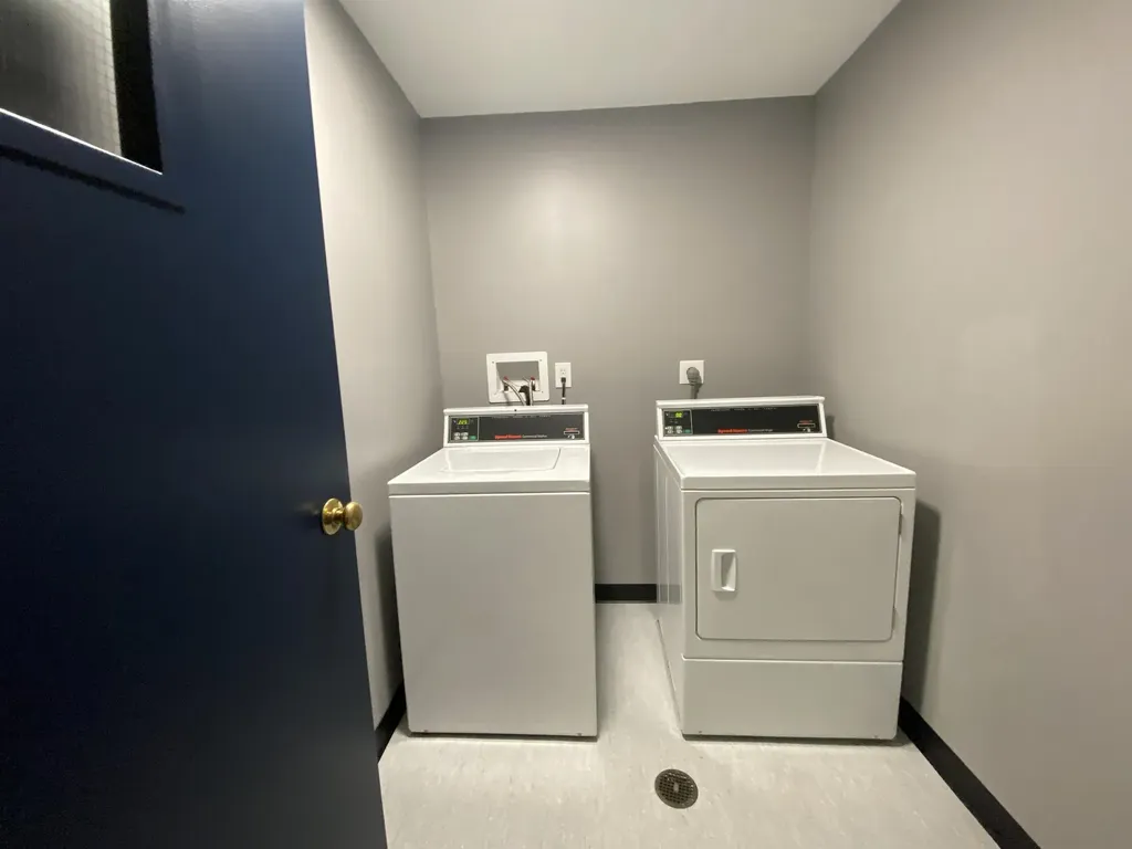 145 Eastern Avenue Manchester NH 03104