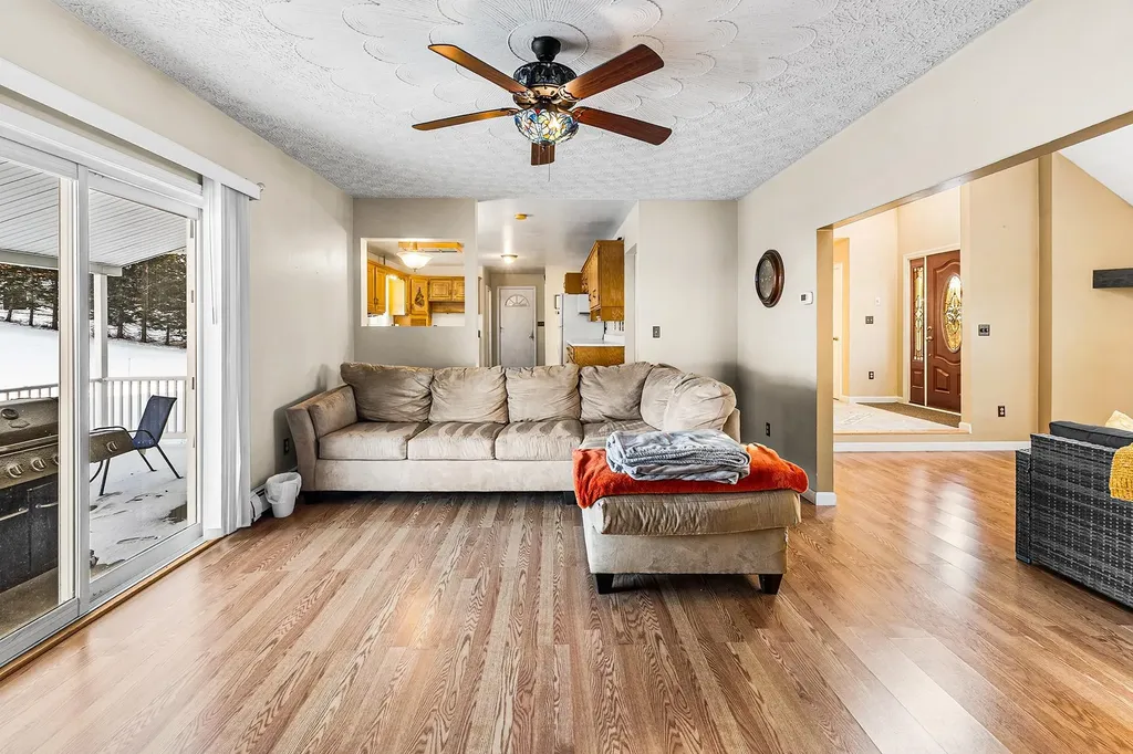 8 Haynes Road Clarksville NH 03592