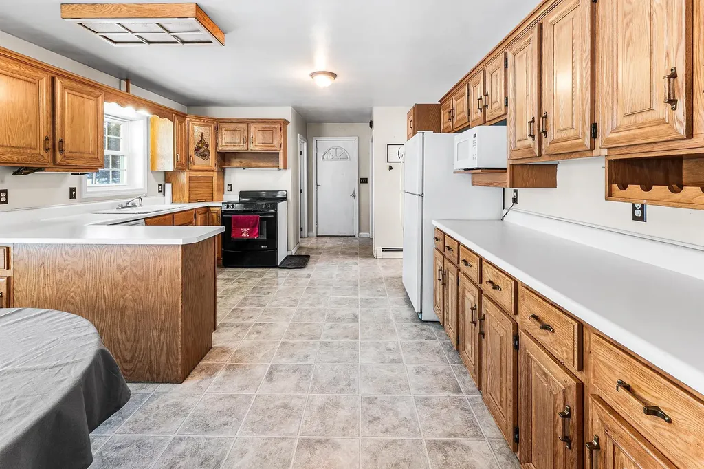 8 Haynes Road Clarksville NH 03592