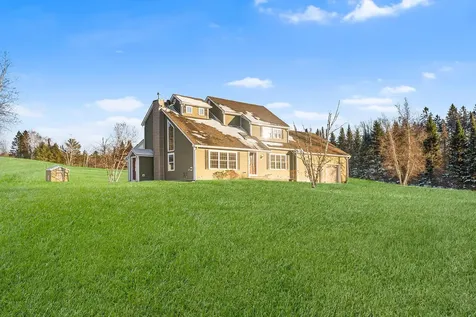 8 Haynes Road Clarksville NH 03592