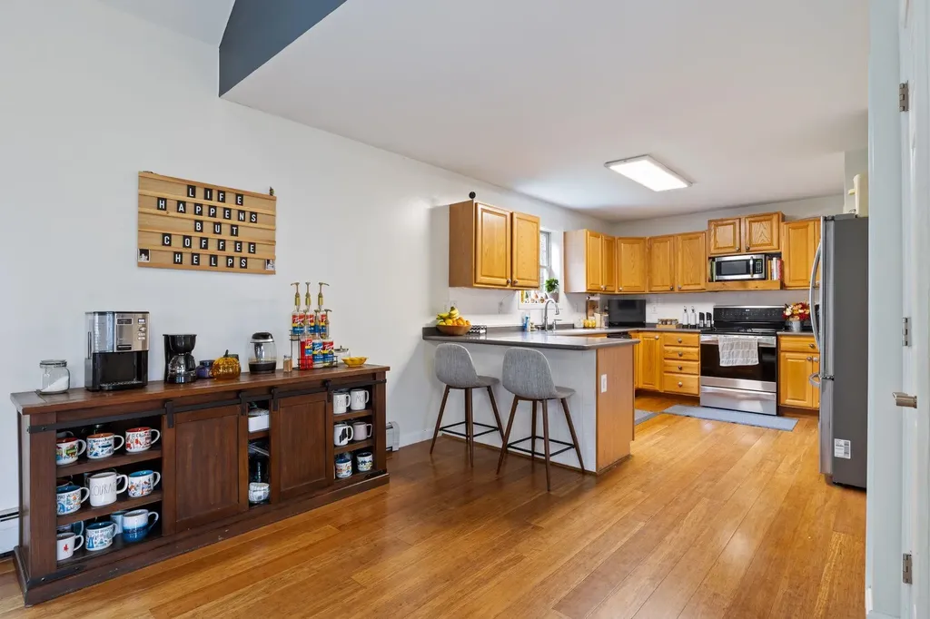 19 Meadow Lark Lane Epsom NH 03234