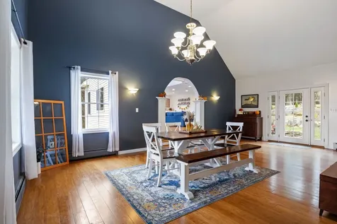 19 Meadow Lark Lane Epsom NH 03234