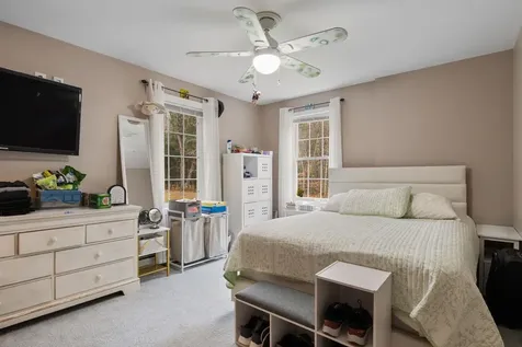 19 Meadow Lark Lane Epsom NH 03234