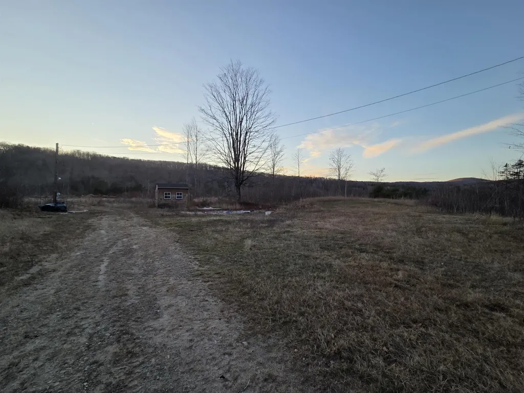 672 Bog Road Enfield NH 03748