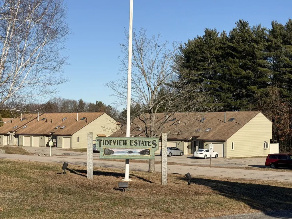 38 Tideview Drive Dover NH 03820