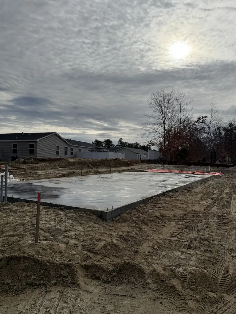 25A Woodland Way Plymouth NH 03264