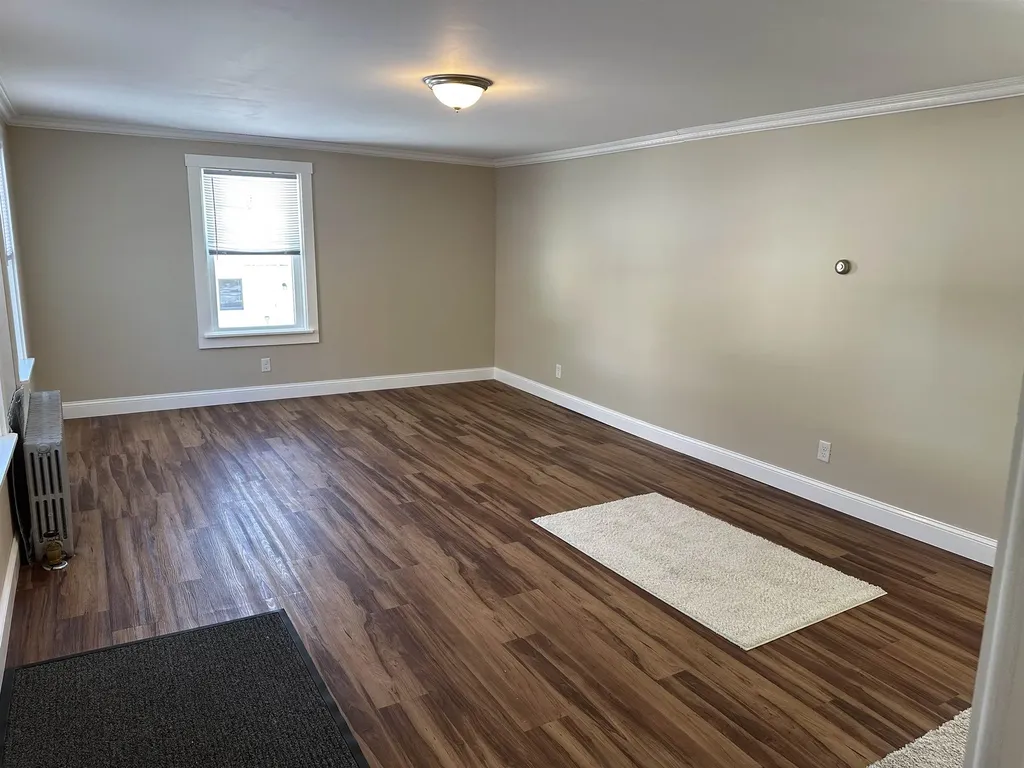 22 Altemont Street Peterborough NH 03458