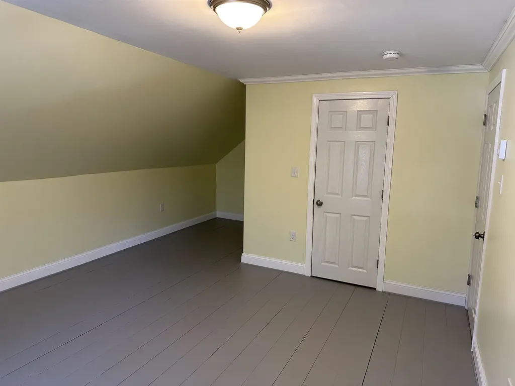 22 Altemont Street Peterborough NH 03458