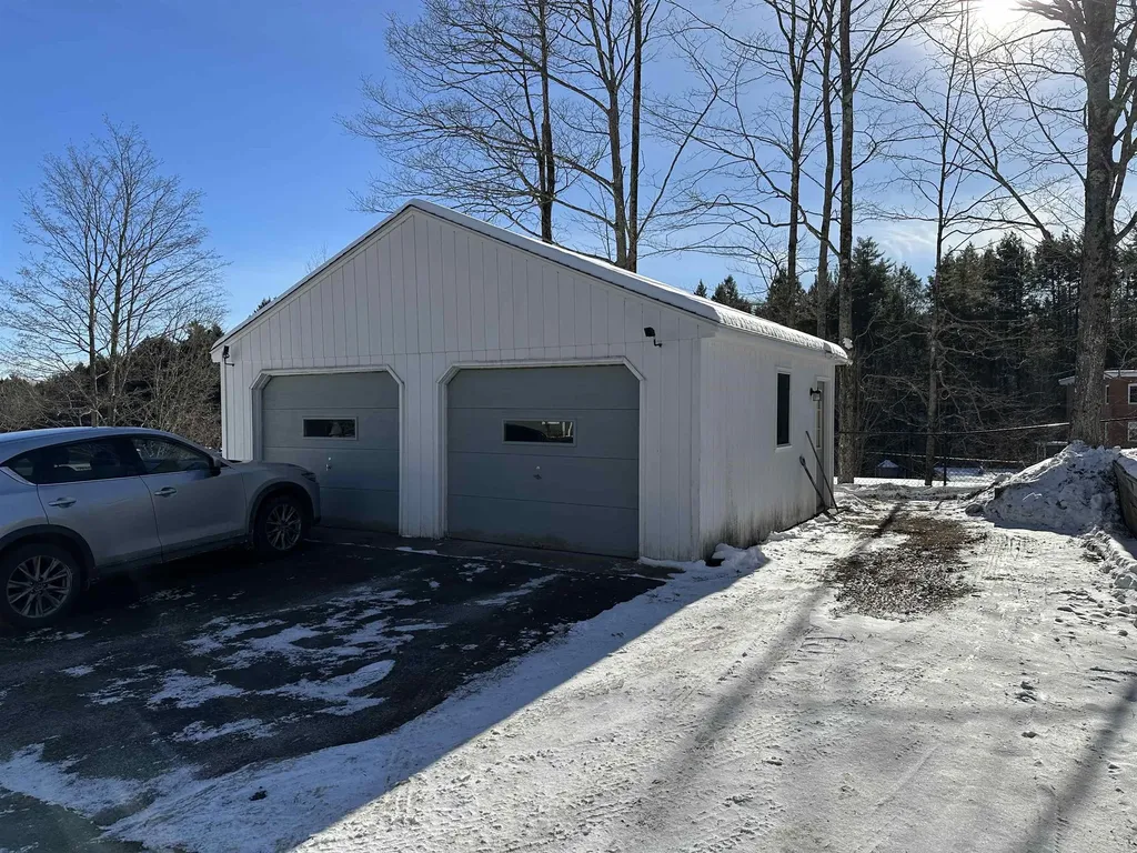 22 Altemont Street Peterborough NH 03458