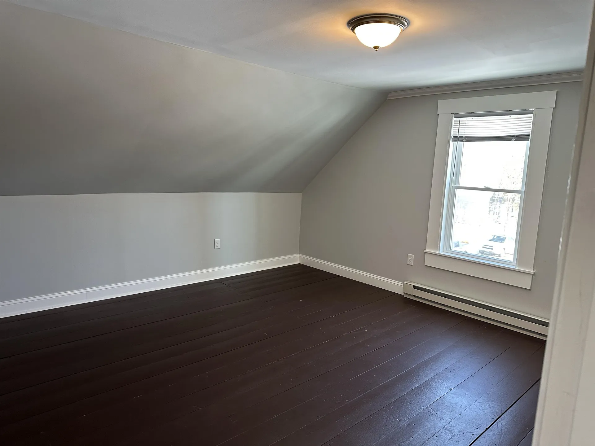 22 Altemont Street Peterborough NH 03458