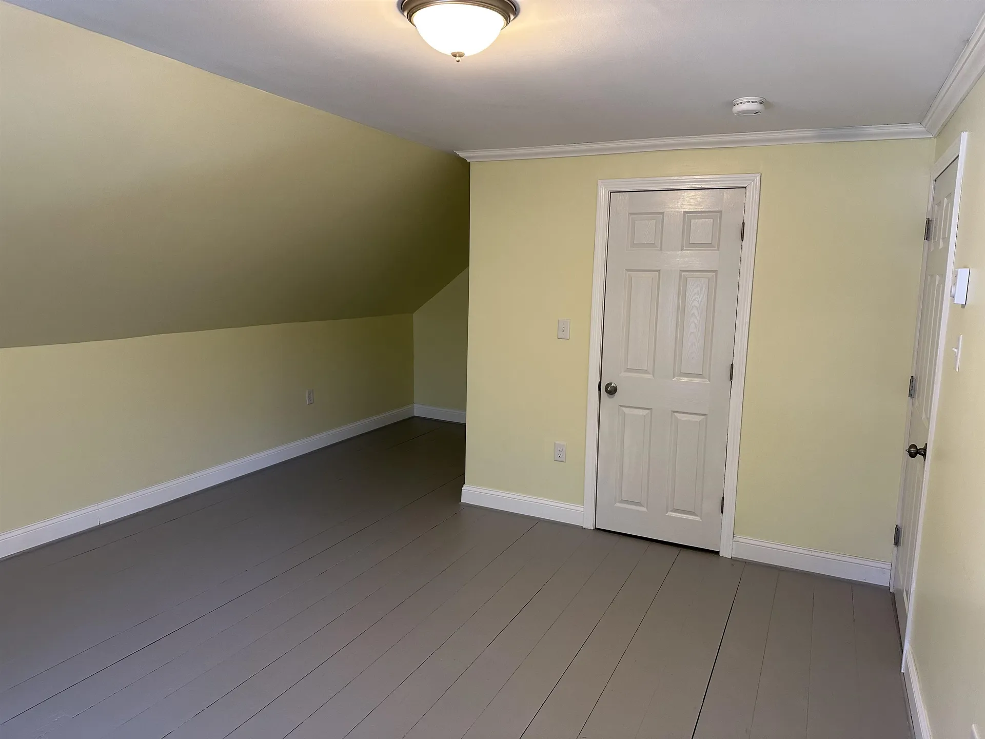 22 Altemont Street Peterborough NH 03458