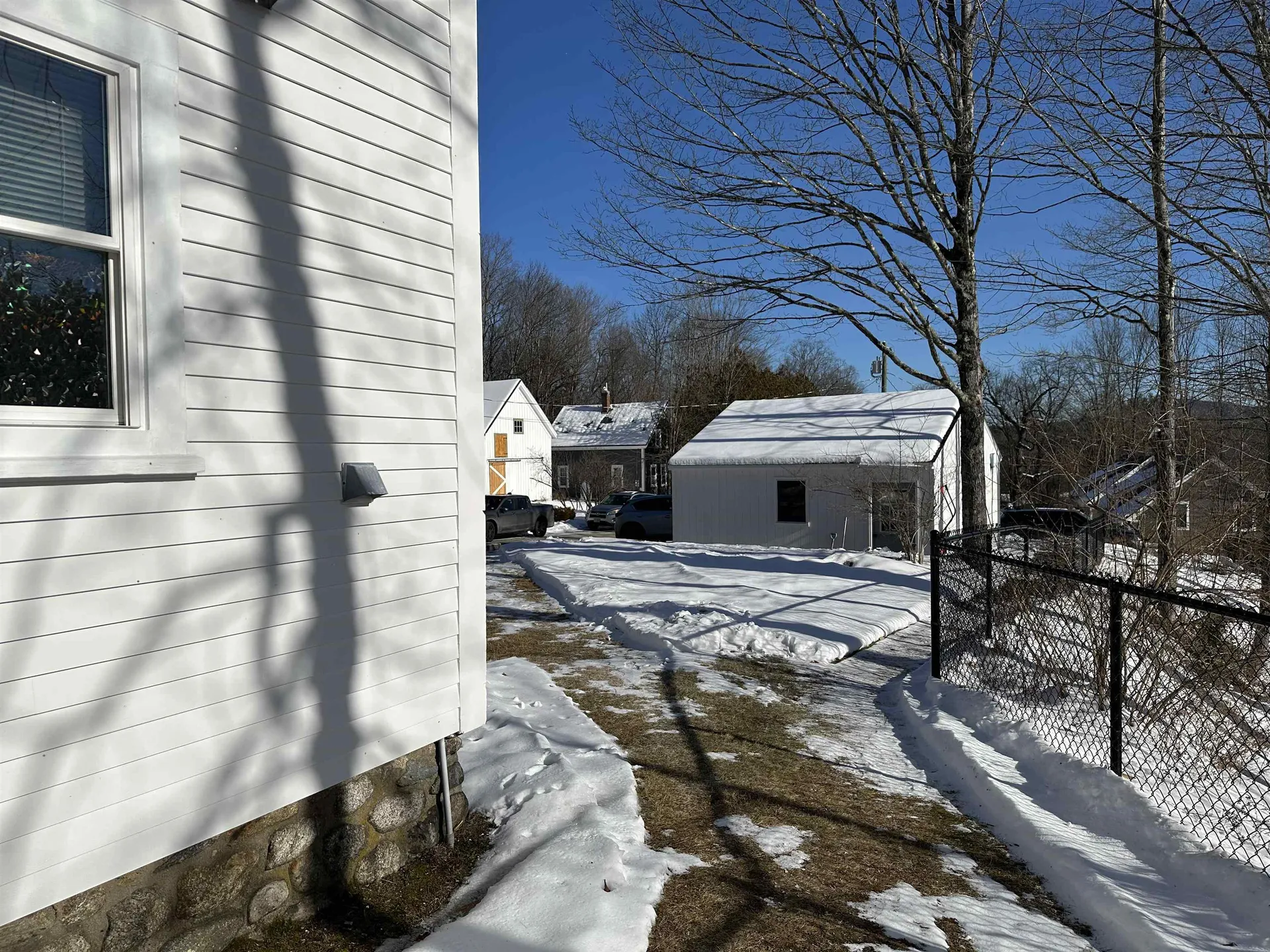 22 Altemont Street Peterborough NH 03458