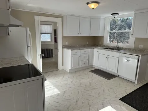 22 Altemont Street Peterborough NH 03458