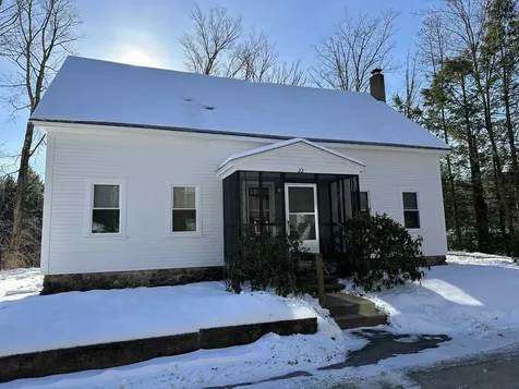 22 Altemont Street Peterborough NH 03458