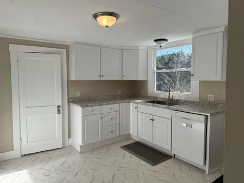 22 Altemont Street Peterborough NH 03458