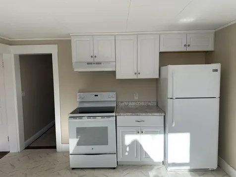 22 Altemont Street Peterborough NH 03458