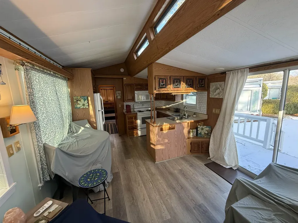 308 State Route 286 Seabrook NH 03874