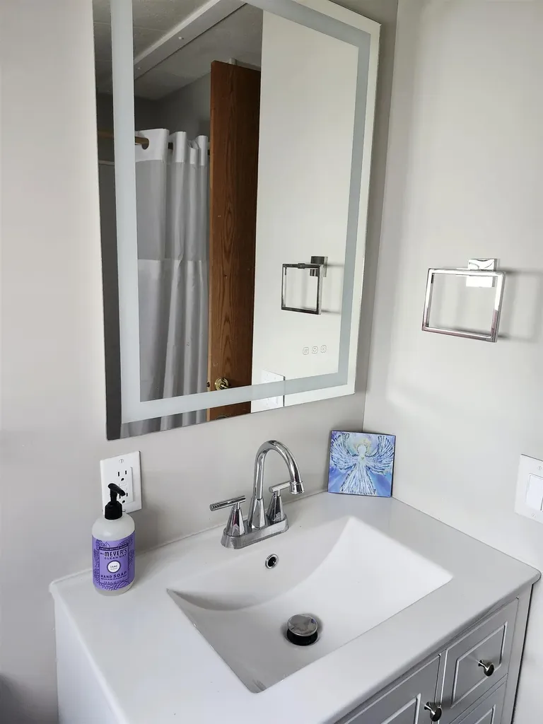 308 State Route 286 Seabrook NH 03874