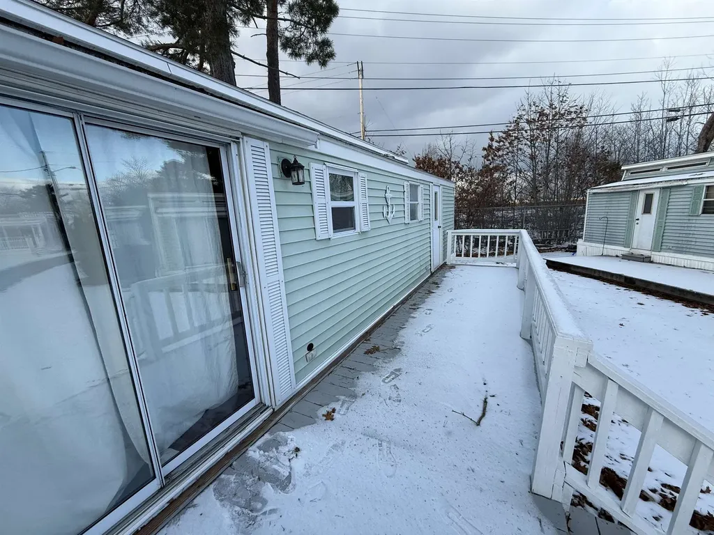 308 State Route 286 Seabrook NH 03874