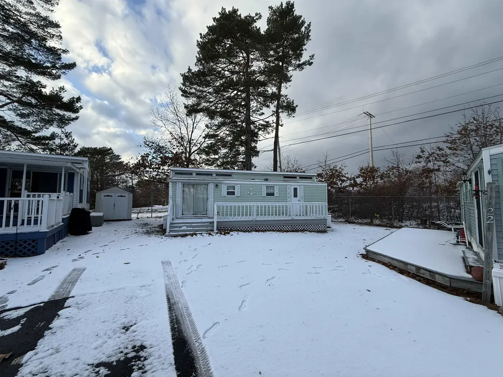 308 State Route 286 Seabrook NH 03874