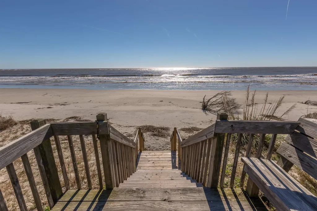 308 State Route 286 Seabrook NH 03874