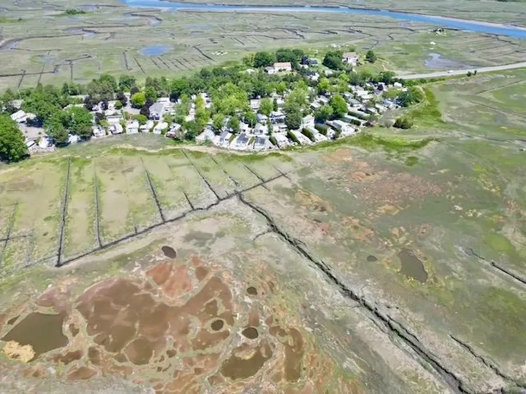 308 State Route 286 Seabrook NH 03874