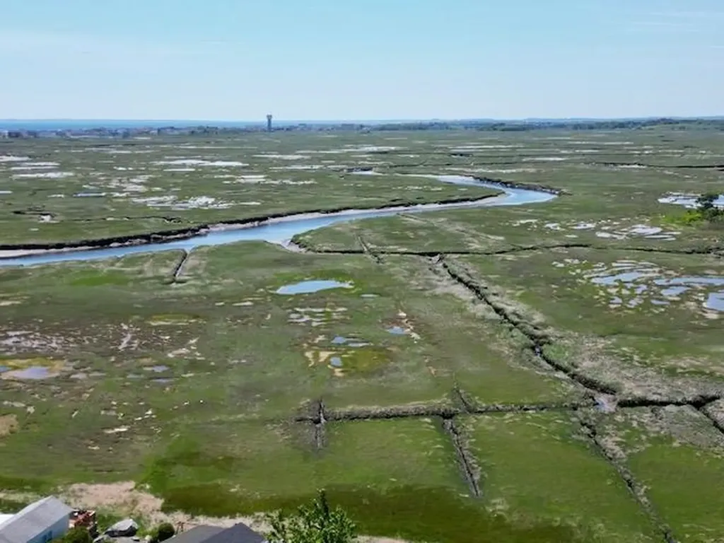 308 State Route 286 Seabrook NH 03874