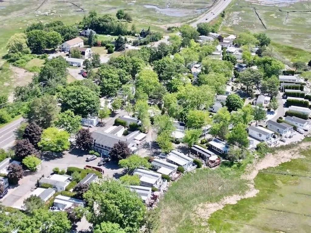 308 State Route 286 Seabrook NH 03874