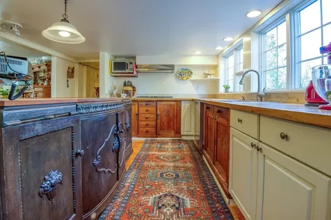 146 Calef Highway Barrington NH 03825