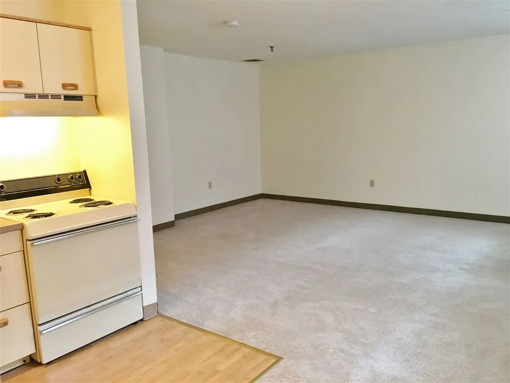 30 Hanover Street Manchester NH 03103