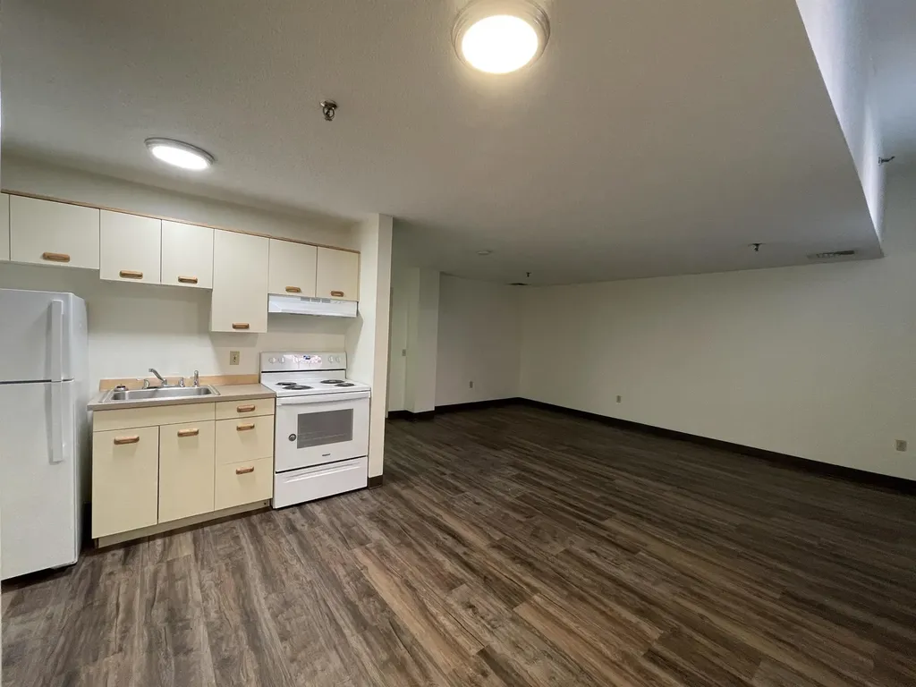 30 Hanover Street Manchester NH 03103