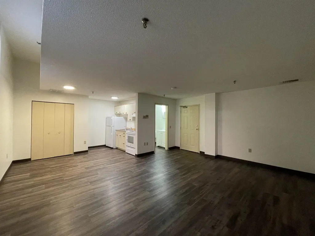 30 Hanover Street Manchester NH 03103