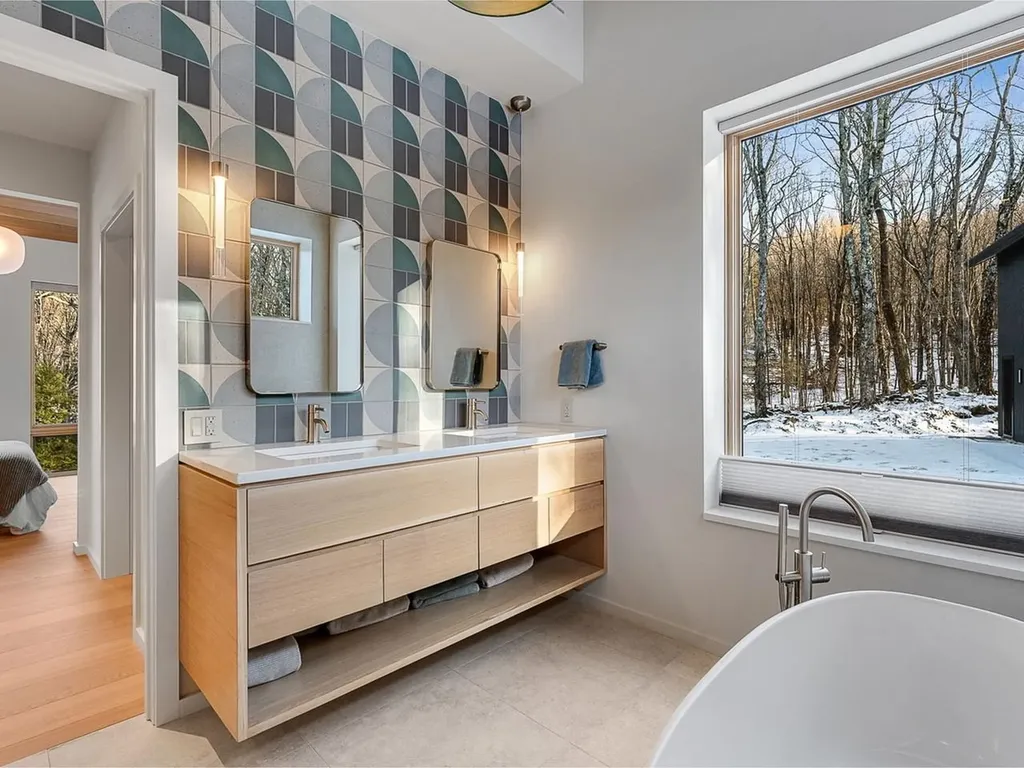 357 Old Quarry Road Fayston VT 05673