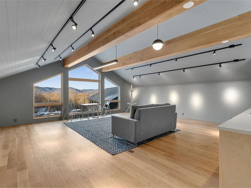 357 Old Quarry Road Fayston VT 05673