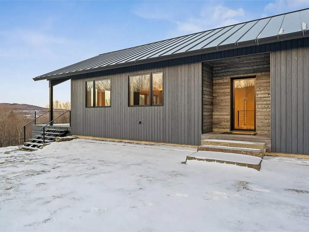 357 Old Quarry Road Fayston VT 05673