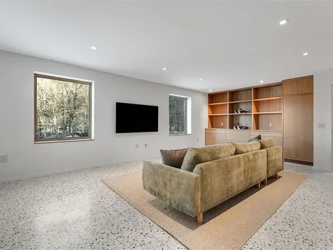 357 Old Quarry Road Fayston VT 05673