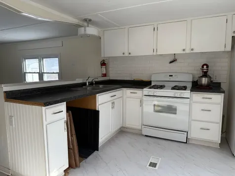 33 Rhodeside Acres Georgia VT 05478