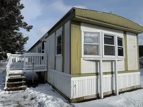 33 Rhodeside Acres Georgia VT 05478